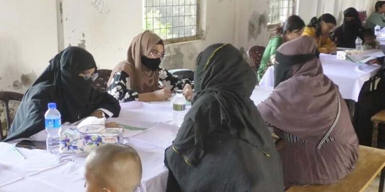 নোয়াখালীতে বৈষম্য বিরোধী আন্দোলনের ফ্রি মেডিকেল ক্যাম্প ও ওষুধ বিতরণ