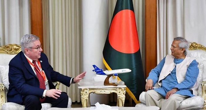 বাংলাদেশ চোখের সেবা সম্প্রসারণে অরবিসের সাথে কাজ করতে আগ্রহী : অধ্যাপক ইউনূস